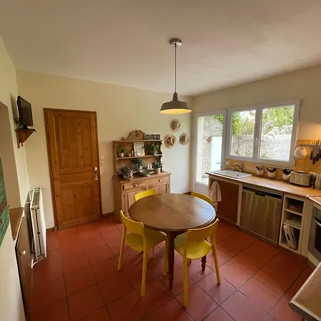 Prázdninový dům La Maison Du 42 *